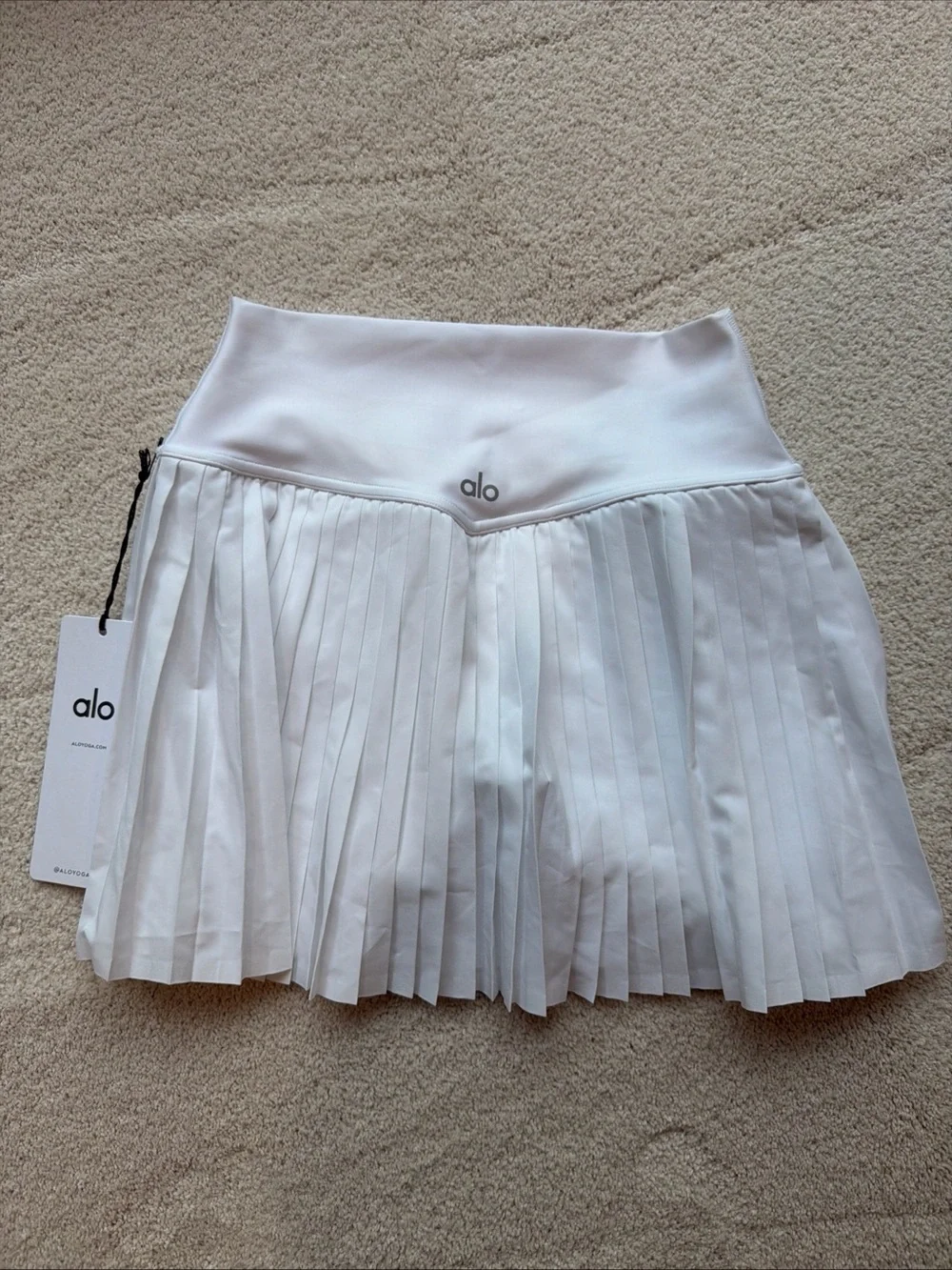 ALO Yoga Grand Slam Tennis Skirt - White